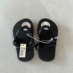 kids new black flip flops